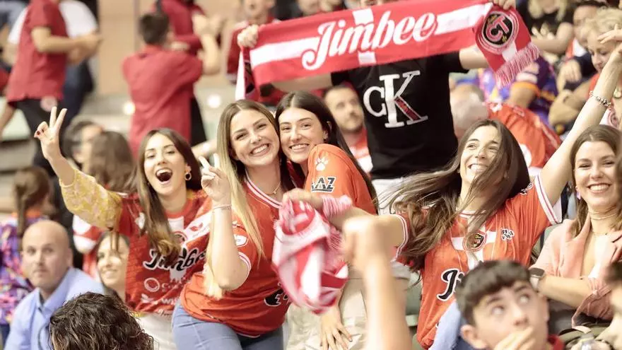 Jimbee Cartagena asalta el Palacio de los Deportes ante ElPozo (2-5)
