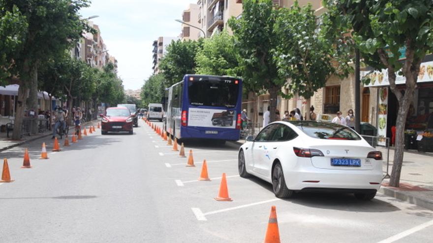 Experiencia para convertir la Rambla en un vial de doble carril.