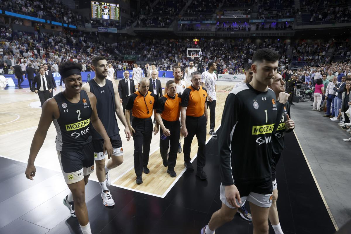 La pelea entre los jugadores del Real Madrid y el Partizán, en imágenes