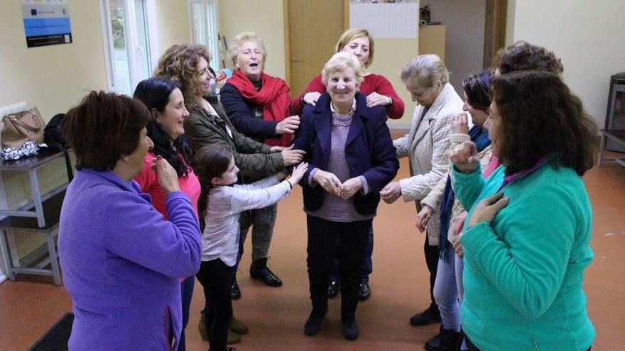 Mujeres de Ponte Caldelas participan en el programa &quot;Quérete a ti mesma&quot;