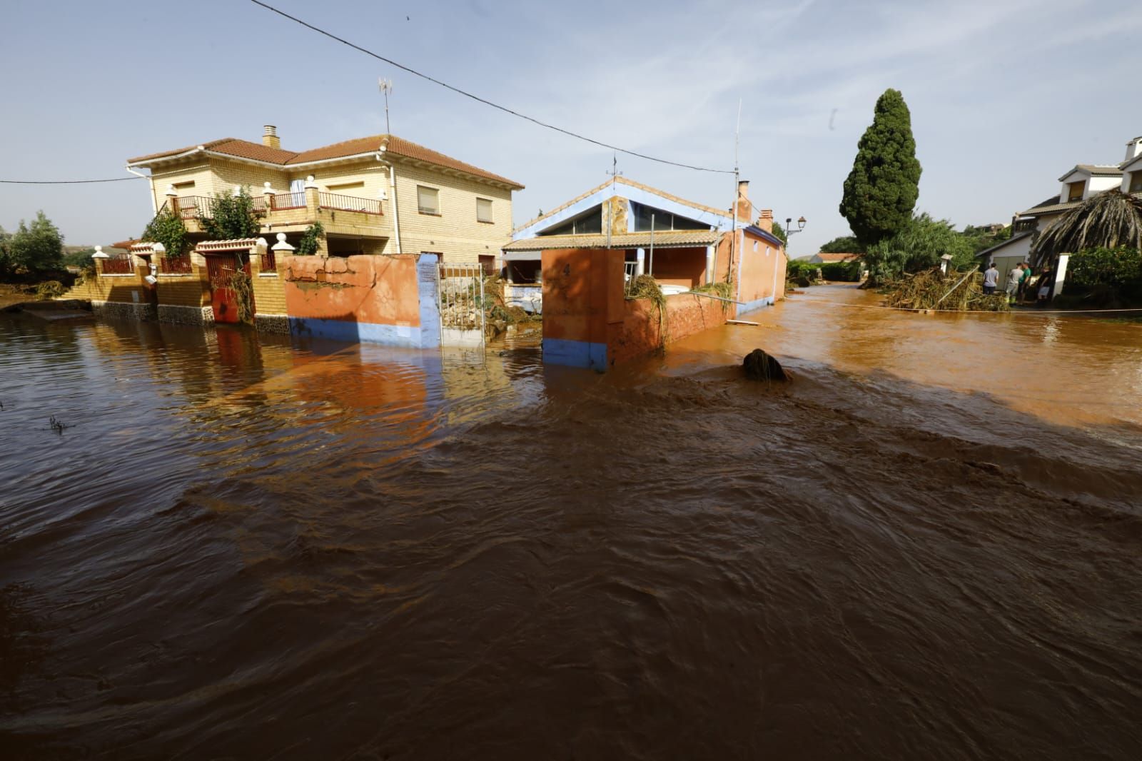En imágenes | Así ha quedado Azuara tras la fuerte tormenta que causó destrozos este viernes