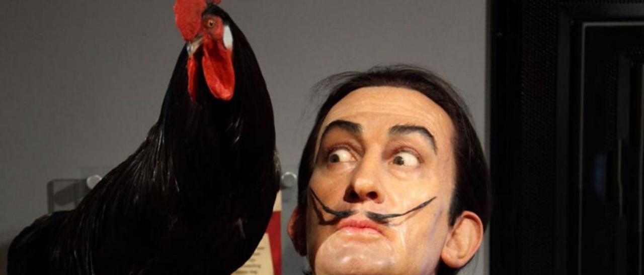 Figura de Dalí en un museo de cero.