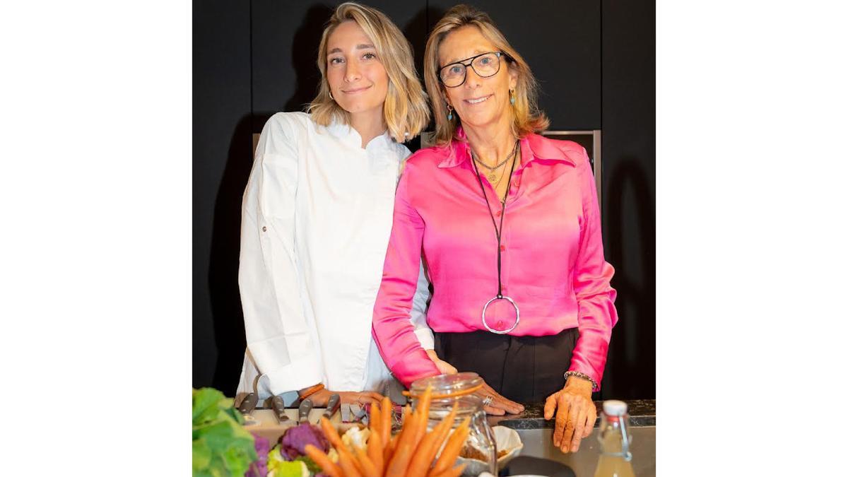 Amelia Platón y Blanca Galofré, hija y madre en un evento nutricional