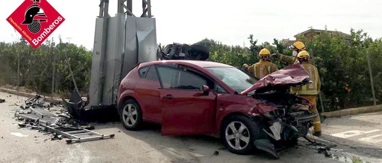 Accidente de tráfico en la carretera a San Bartolomé, en Orihuela