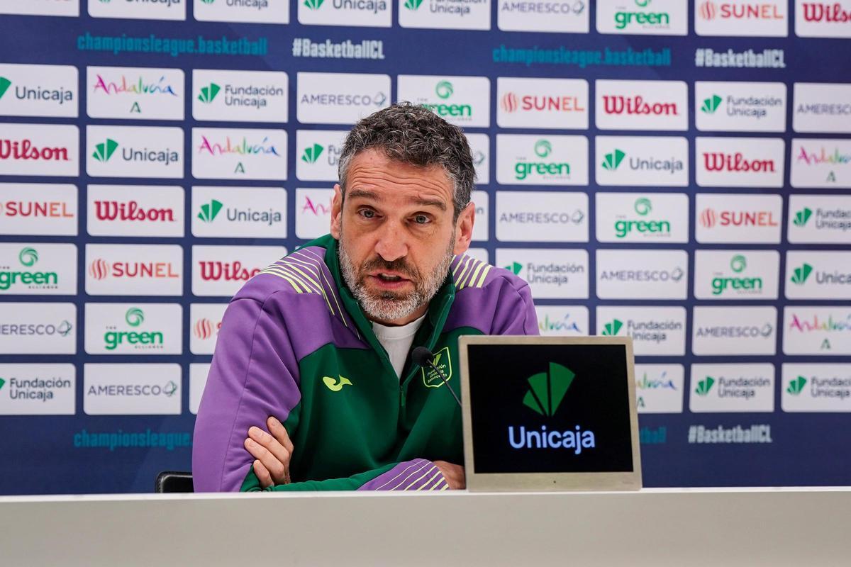 Ibon Navarro, durante la rueda de prensa.