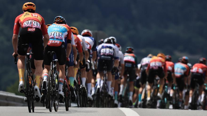 IMÁGENES | Las mejores imágenes de la etapa 15 del Tour de Francia