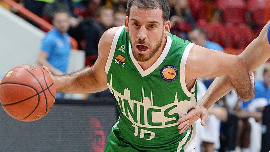 Quino Colom, con la camiseta del Unics Kazan.