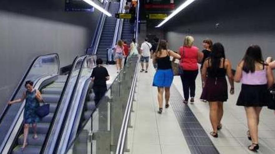 Interior del metro de Málaga.