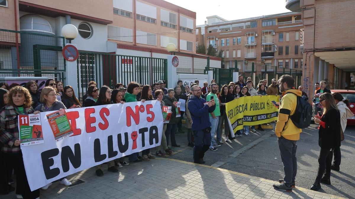 Protesta en el Port de Sagunt contra los "recortes" en Educación