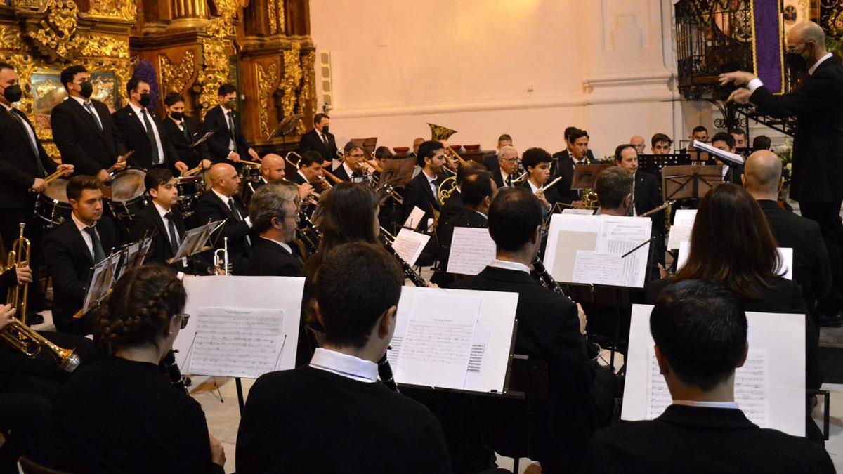 Actuación de la banda de música del Círculo Cultural Calíope.