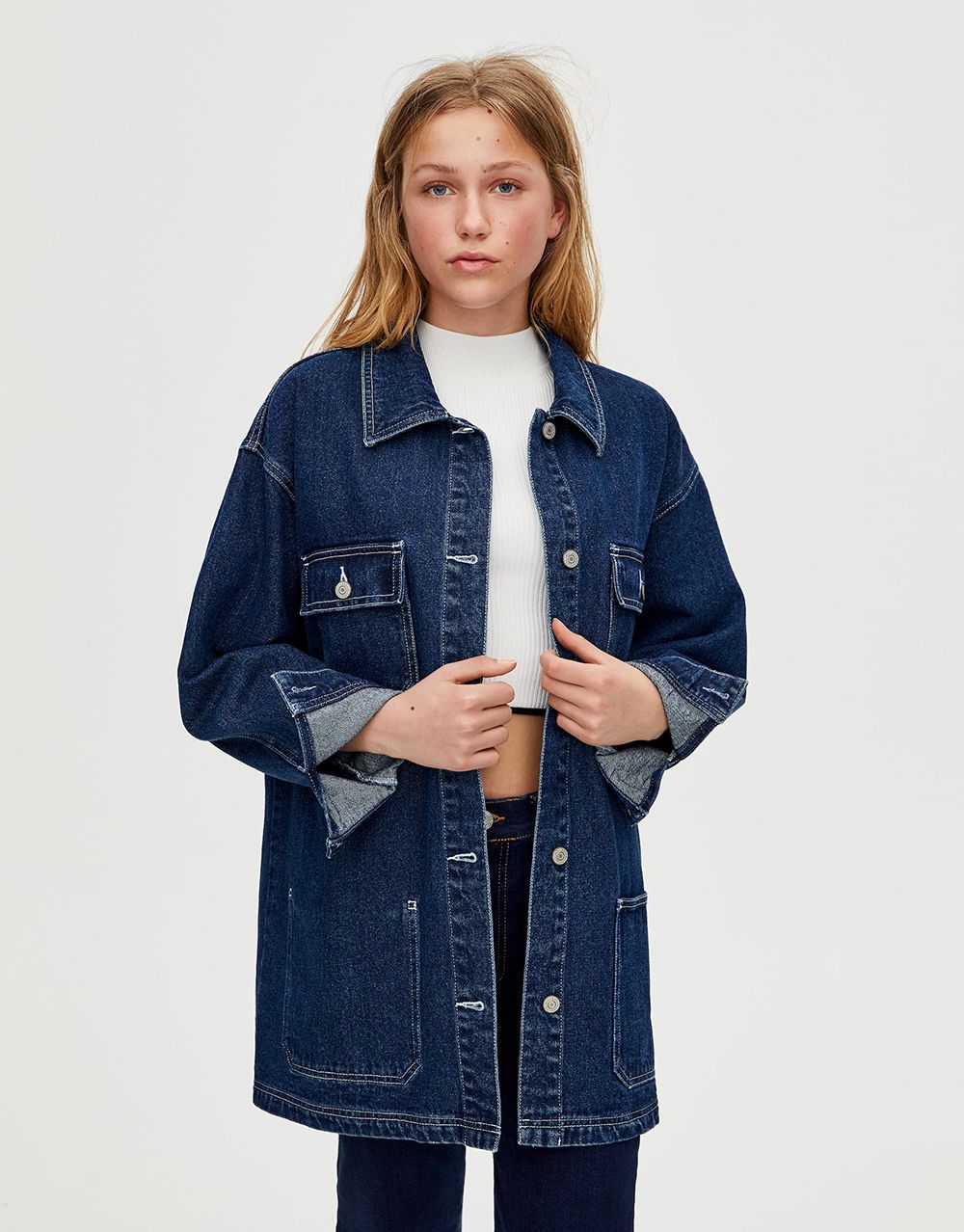 Las cazadoras y chaquetas denim 'worker' de Pull&Bear que podrás usar de  vestido - Woman