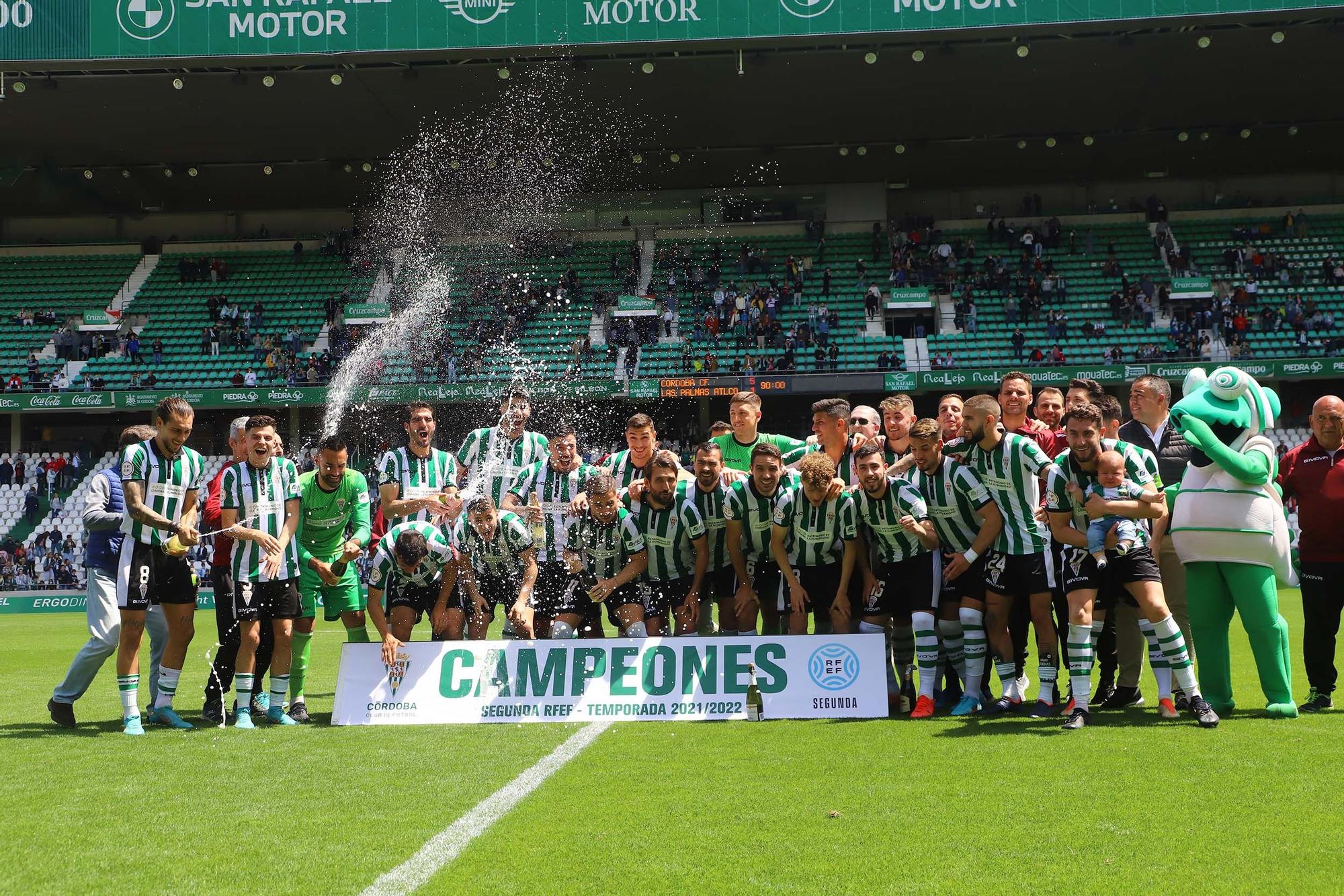 Imágenes de la fiesta de los campeones en el Arcángel