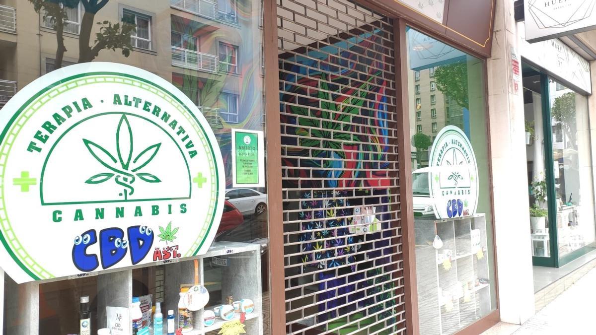 Archivo - Tienda de cannabis en Oviedo