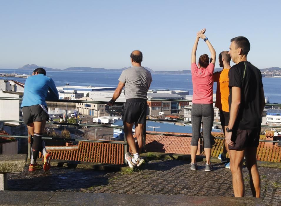 Daniel Bargiella se proclamó ganador de una carrera que llenó Vigo de humanidad