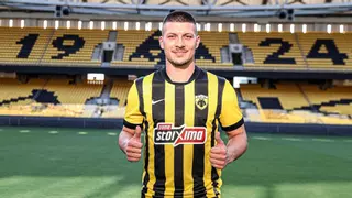 ¿Por qué Jovic eligió el AEK antes que el Oviedo? El delantero explica sus sorprendentes razones