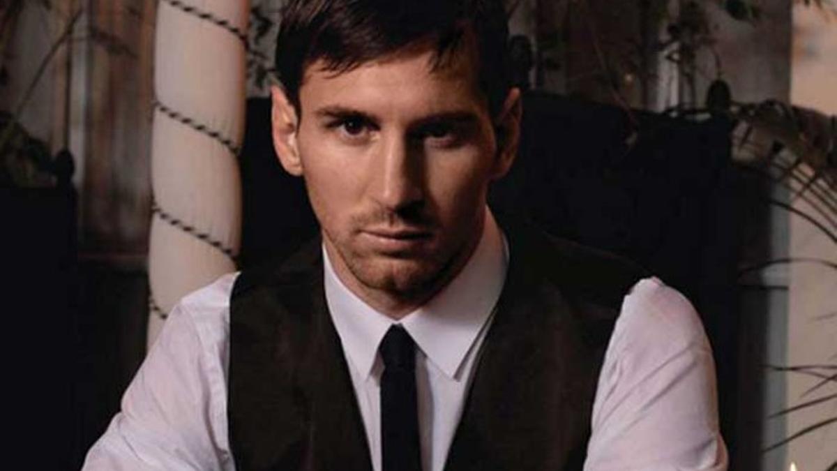 Una de las fotografías de Messi vestido por Dolce &amp; Gabbana