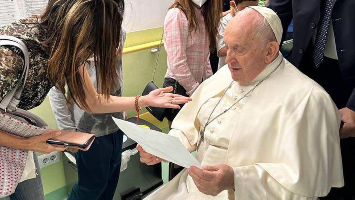 El papa Francisco, en el hospital.