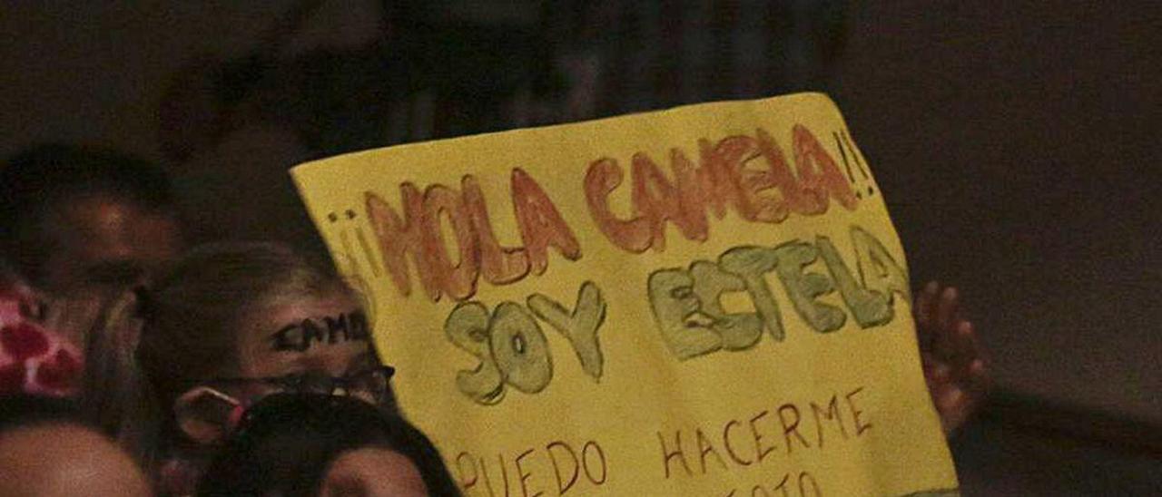 Público en el concierto de &quot;Camela&quot; en el Auditorio.