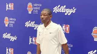 Muggsy Bogues analiza la posibilidad de que la NBA llegue al Roig Arena