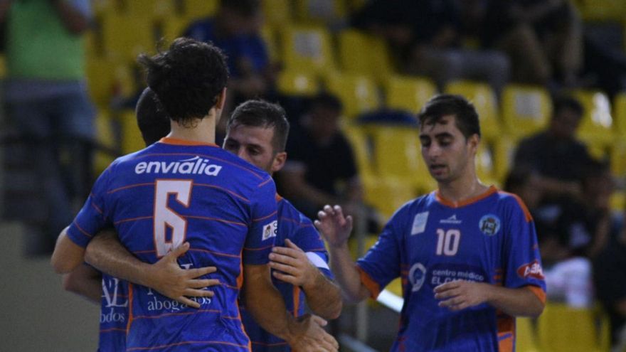 El Sala Ourense vence y disfruta de su primera victoria