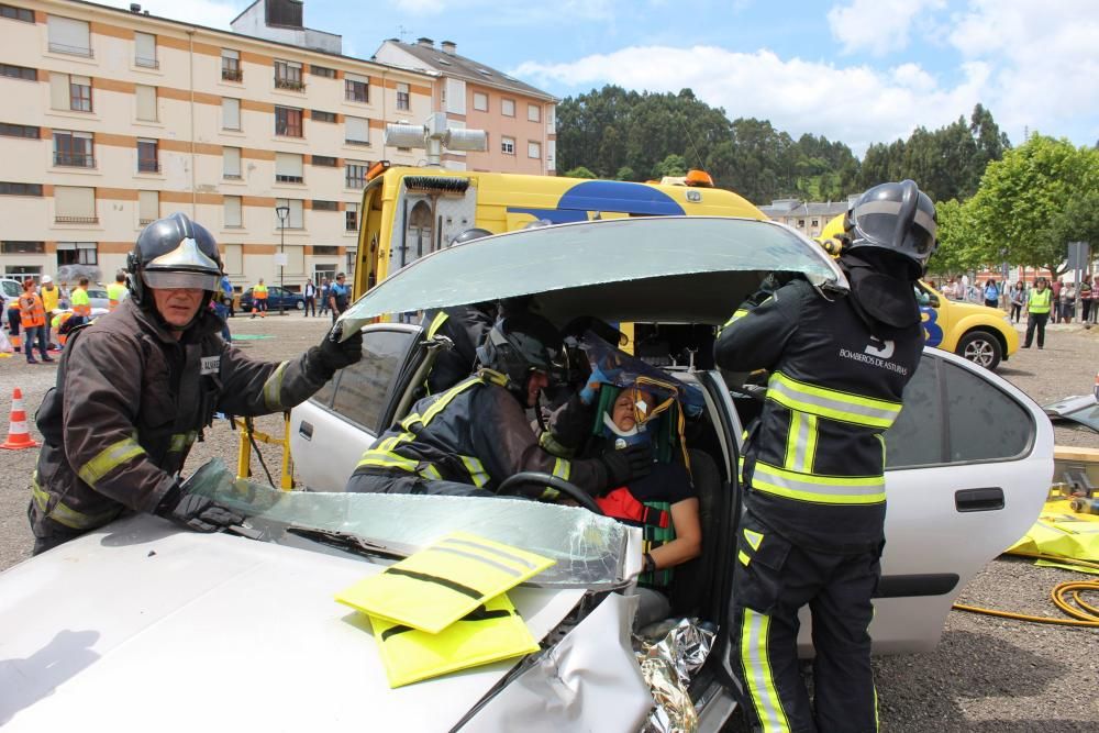 Simulacro de accidente en Vegadeo