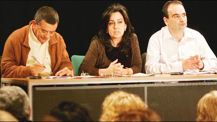 Roberto Sánchez Ramos, Paloma Sainz y Manuel Ángel Rodríguez, durante el acto del miércoles.