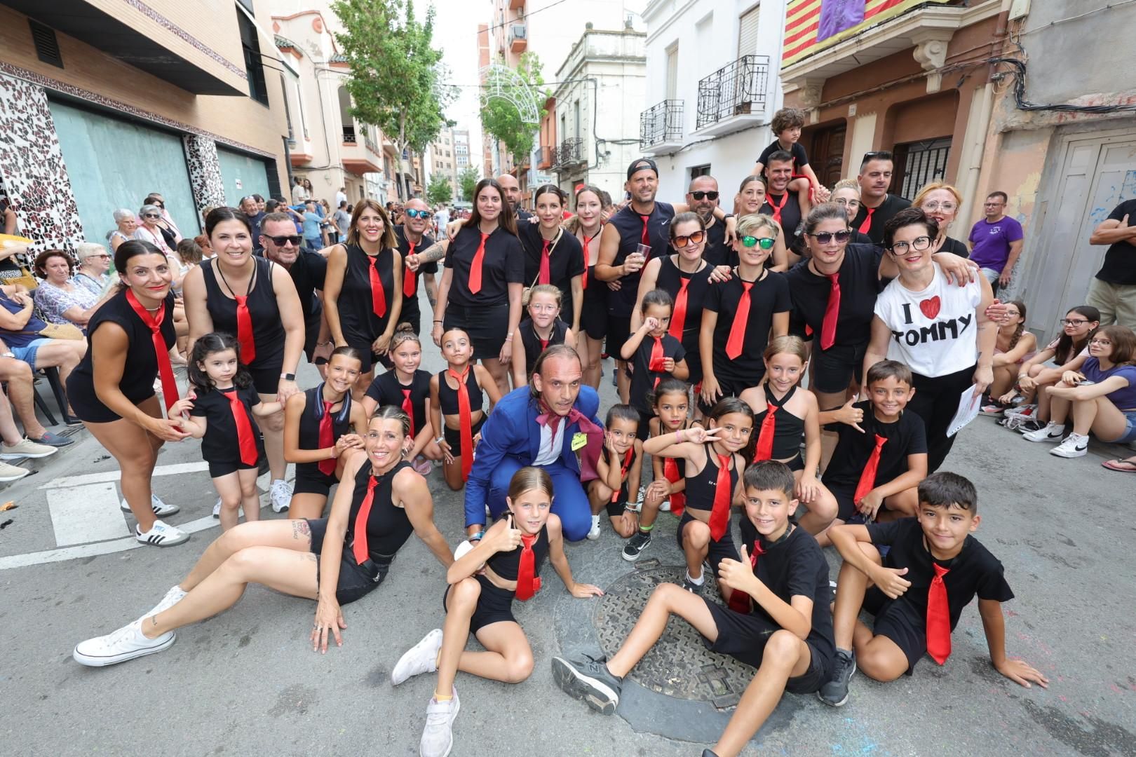 Galería | El Grau disfruta de su desfile de peñas