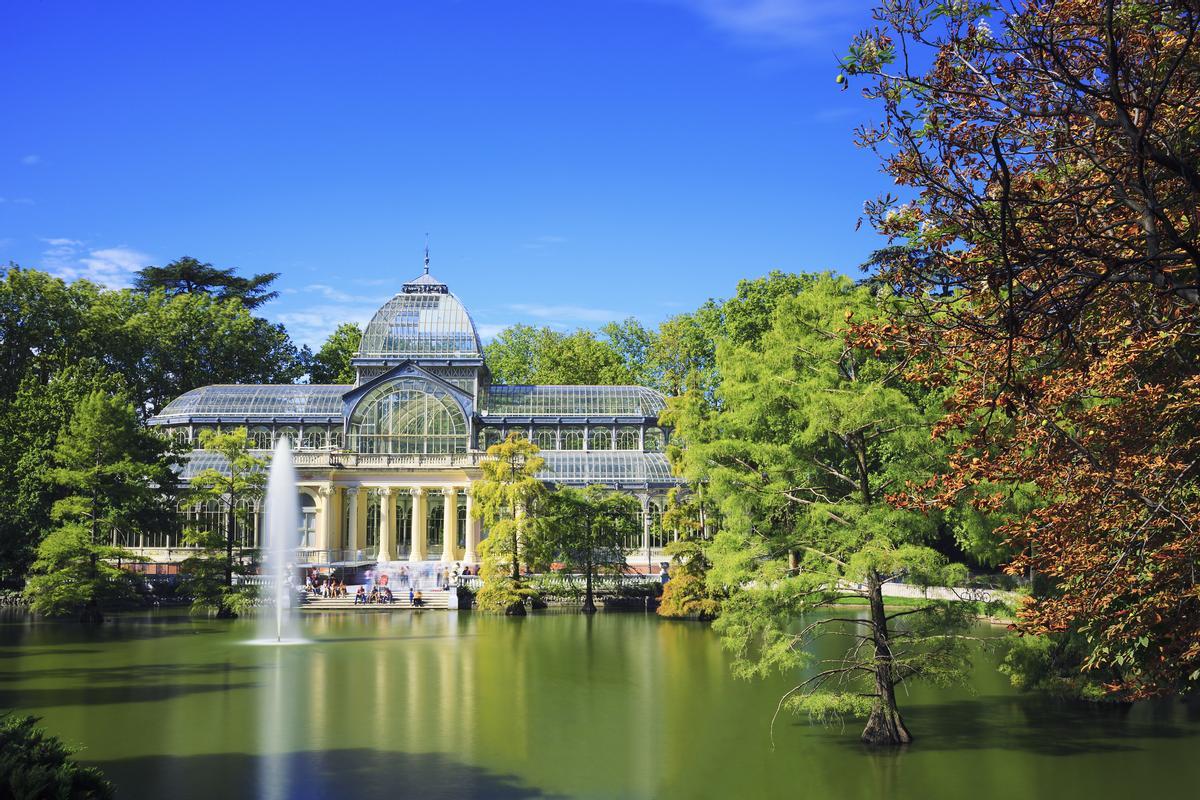 El Palacio de Cristal en el Parque del Buen Retiro de Madrid