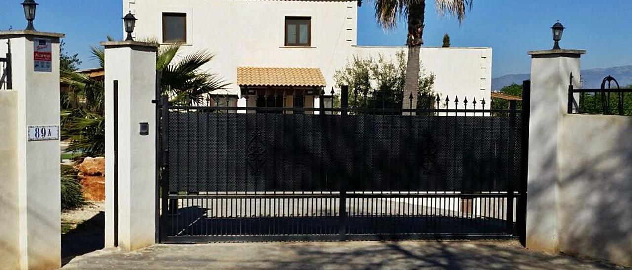 La casa de lujo está ubicada en la zona de Sant Jordi, en Palma. | J.F.M.
