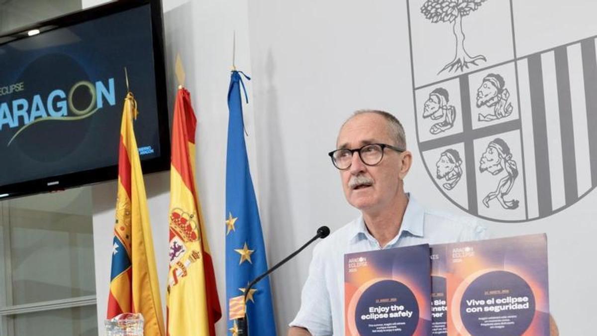 El director general de Interior, Miguel Ángel Clavero, durante su comparecencia de prensa este viernes.
