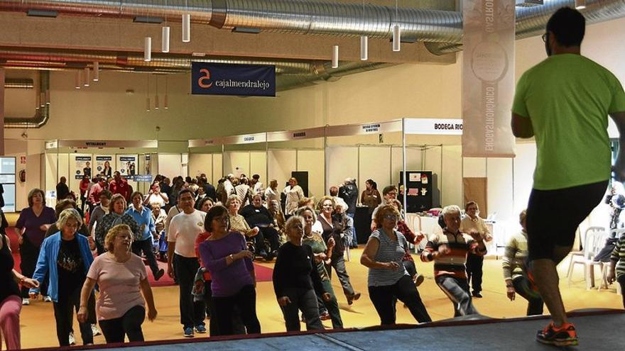 Gimnasia, teatro y lecturas, atractivos para los mayores en Almendralejo