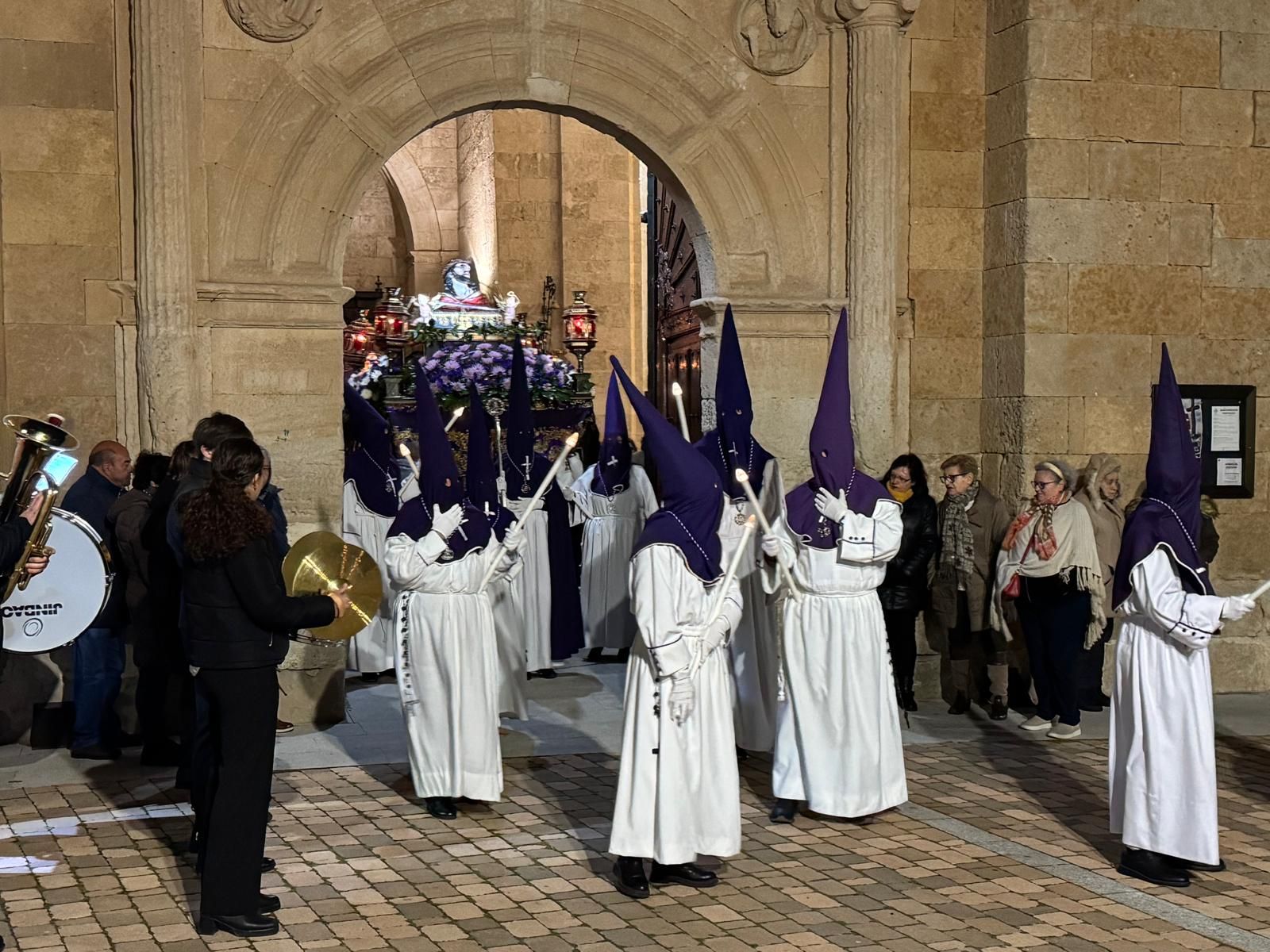 GALERÍA| Dolor junto al Ecce Homo en Fuentesaúco