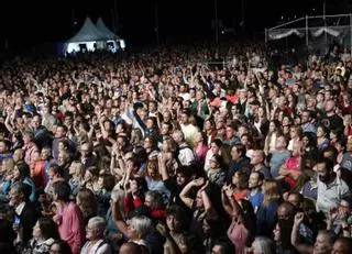 Aplauso ciudadano a la agenda de conciertos del verano en Gijón: "Es variada y con grupos para todos los gustos"