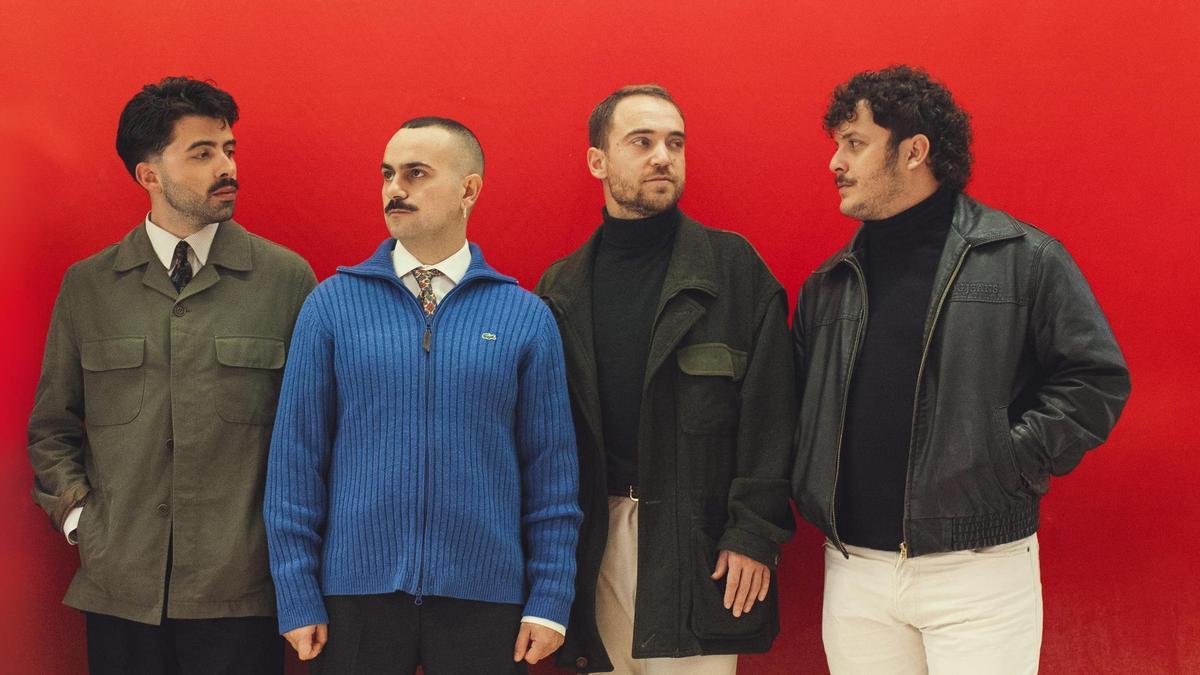 Kike Suárez, cantante de Vera Fauna antes de su actuación en A Coruña: "Siempre hay un componente de 'no hay huevos' en nuestra música"