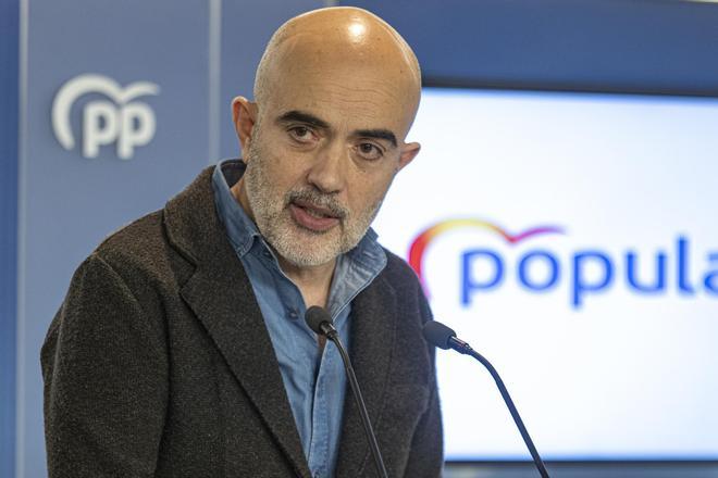 Daniel Sirera (PP) pide abrir supermercados municipales con producto fresco en tres barrios de Barcelona