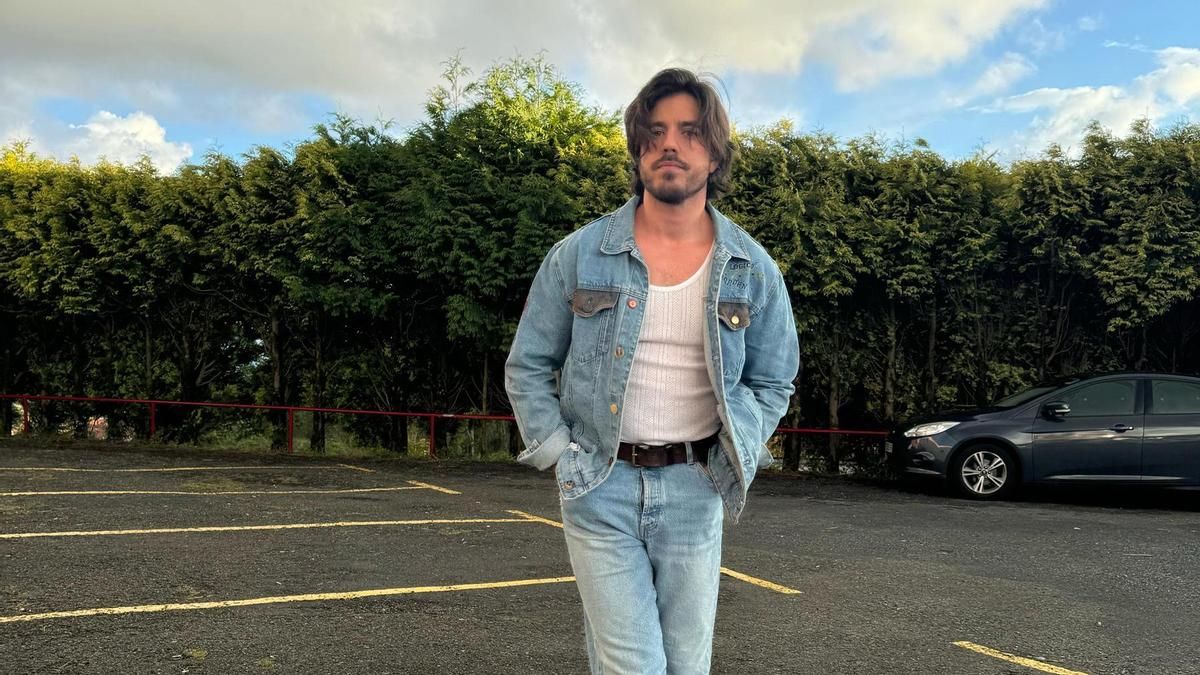 El cantante Roi Méndez