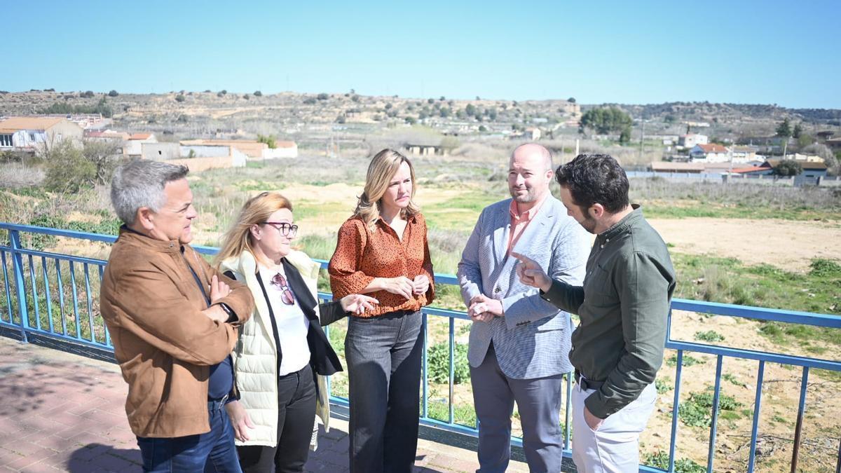 Pilar Alegría, en su visita a Monzón, este miércoles.