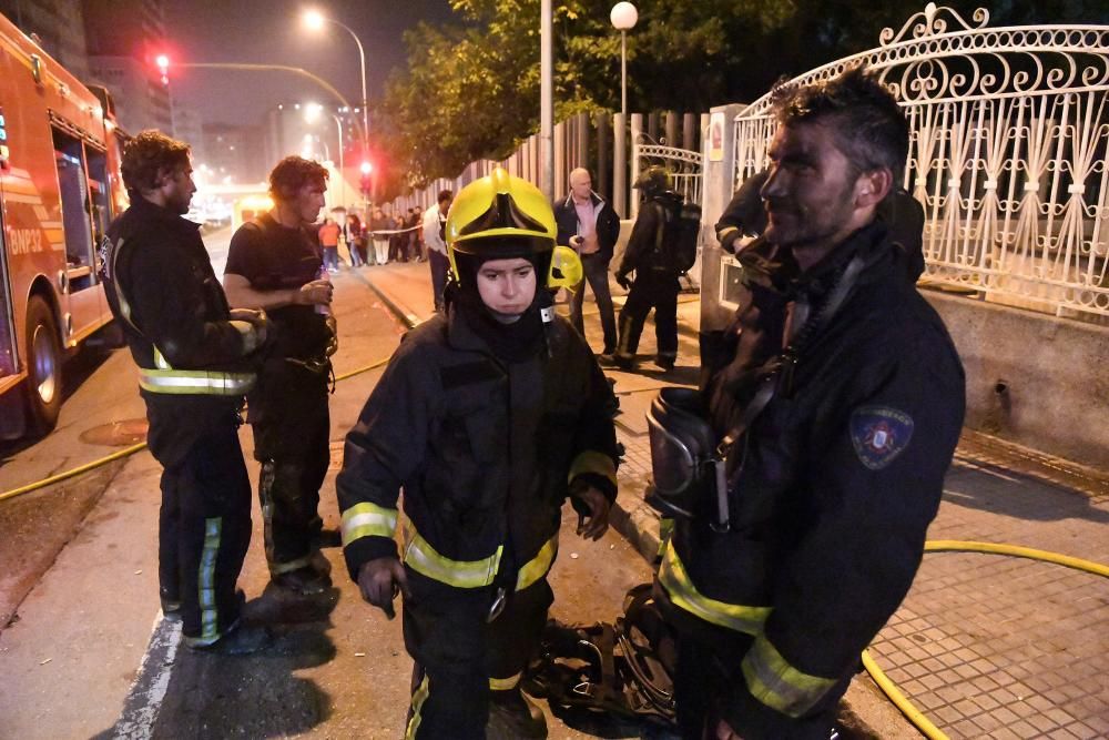 Incendio en un garaje de la ronda de Outeiro