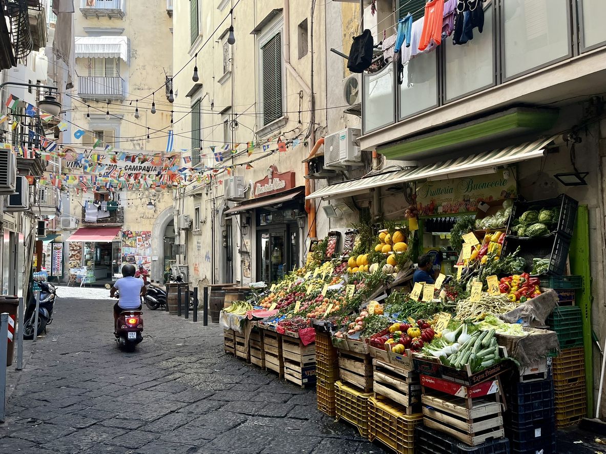 Mercado en Quartieri Spagnoli, Nápoles.