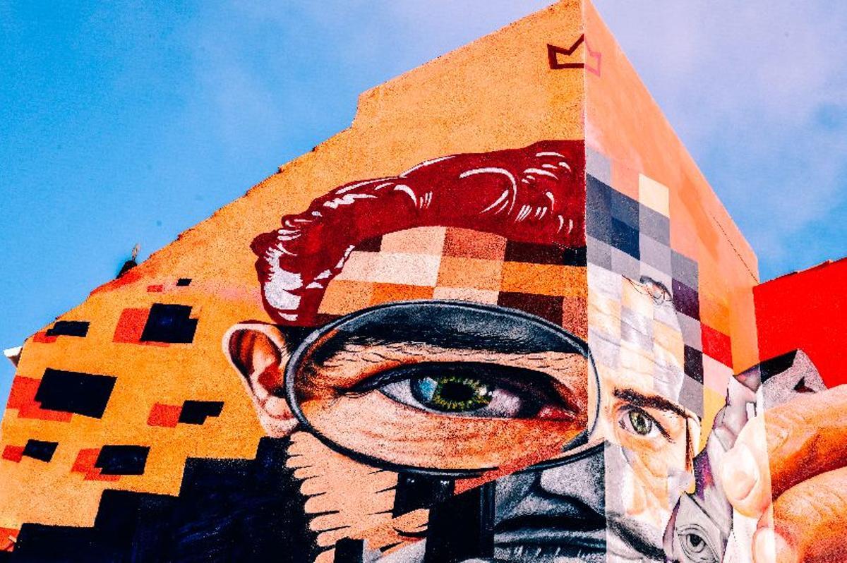 Uno de los impresionantes murales urbanos de Torreblanca.