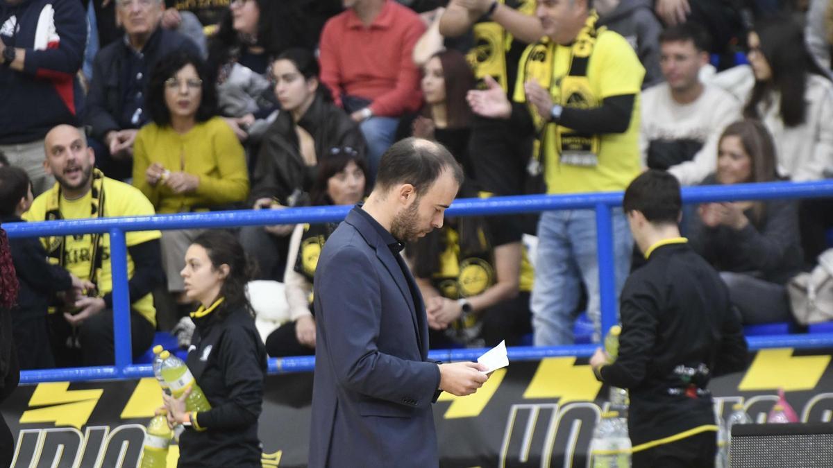 Bernat Canut, entrenador del Hozono Global Jairis