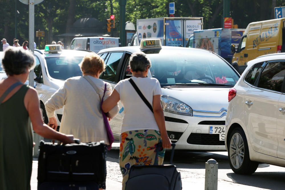 Los taxistas malagueños se suman a la huelga