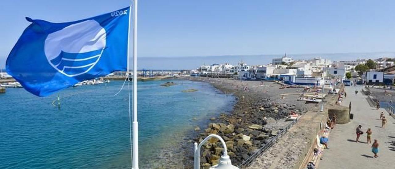 Bandera azul para la playa de Las Nieves