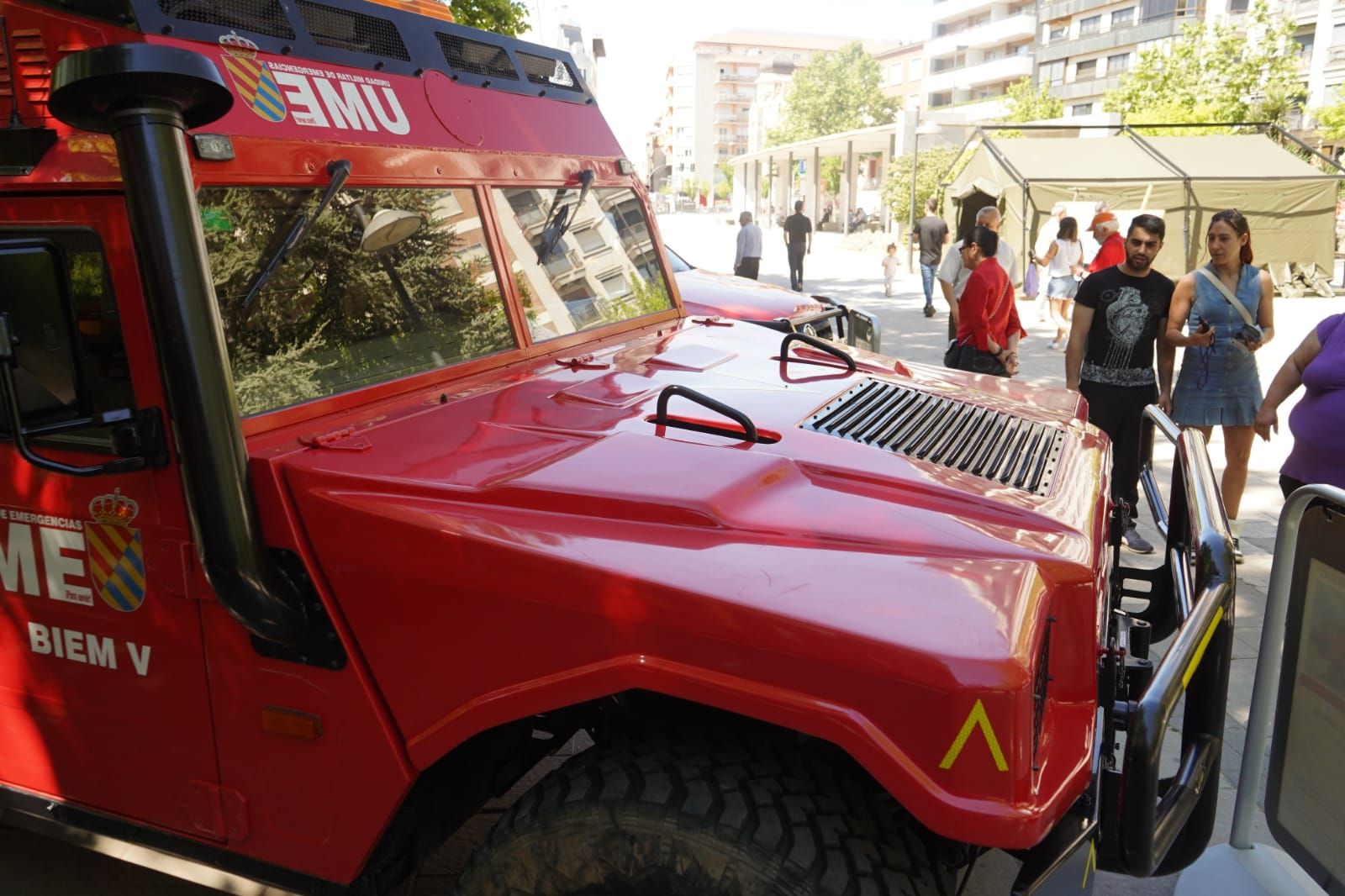 Exposición de material militar en el Día de las Fuerzas Armadas en Zamora