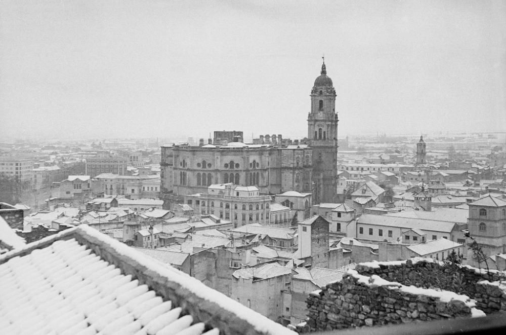 Nevada en Málaga del 3 de febrero de 1954.