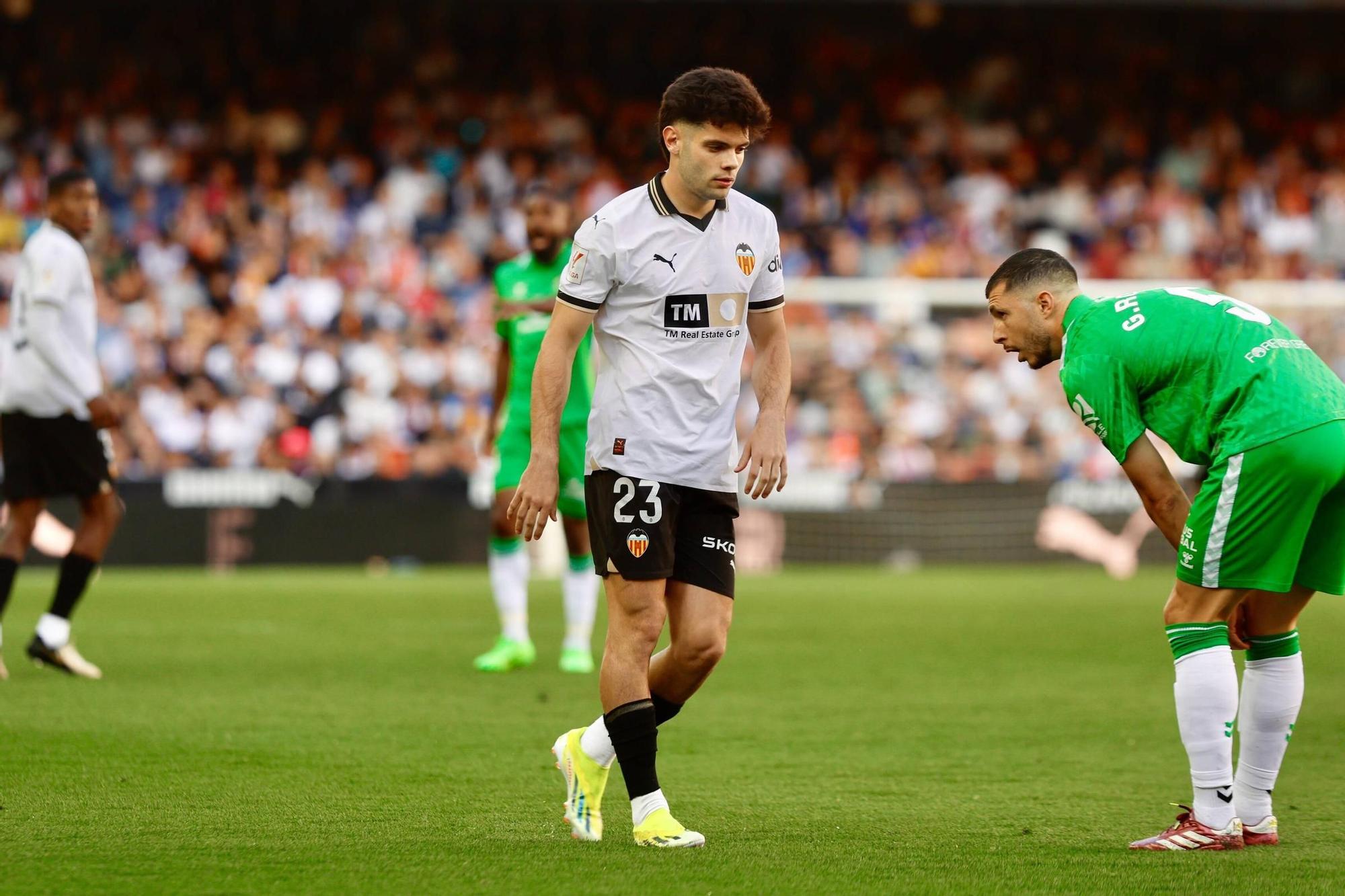 El Valencia - Betis, en imágenes