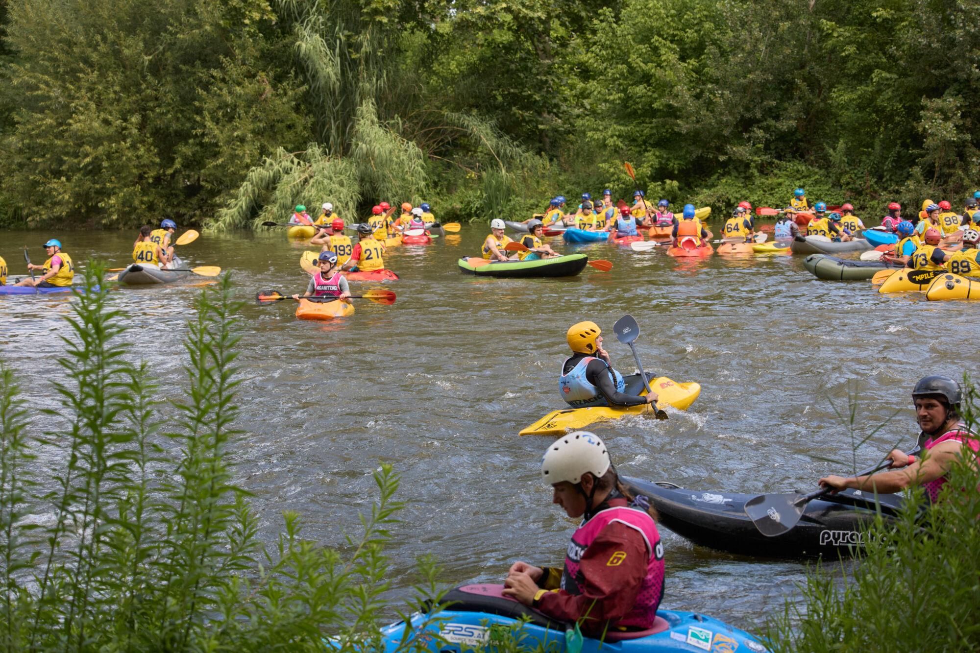 El descens en piragua al Ter, en imatges