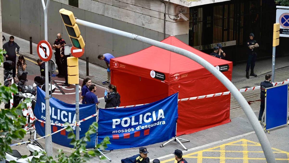 Muerto un hombre de un tiro en la cabeza en la calle de Balmes de Barcelona
