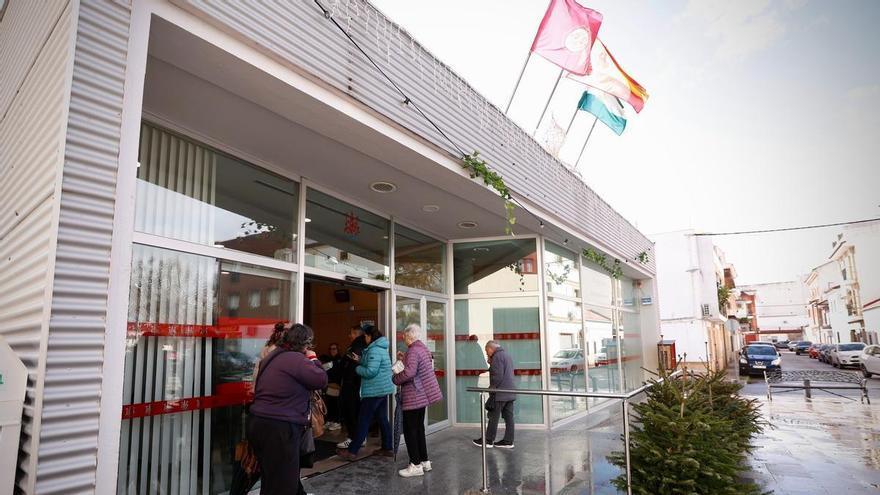 Desalojados de Alcolea reclaman un punto de acogida