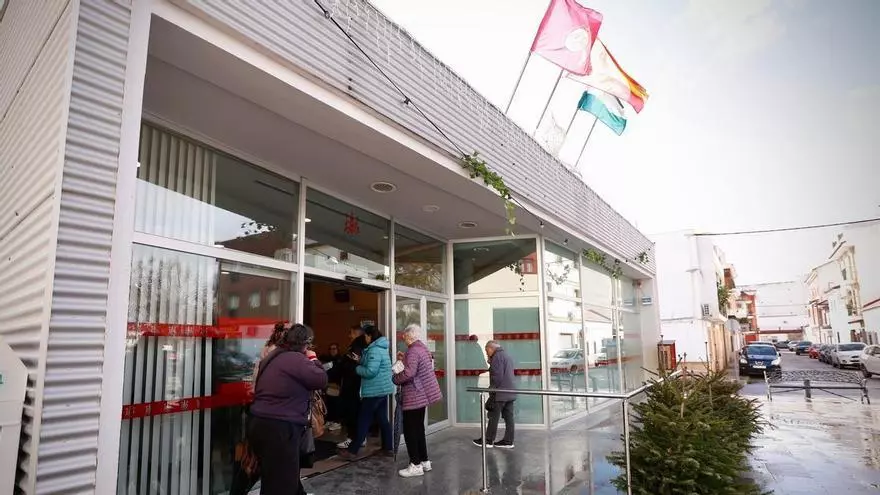 Desalojados de Alcolea reclaman un punto de acogida